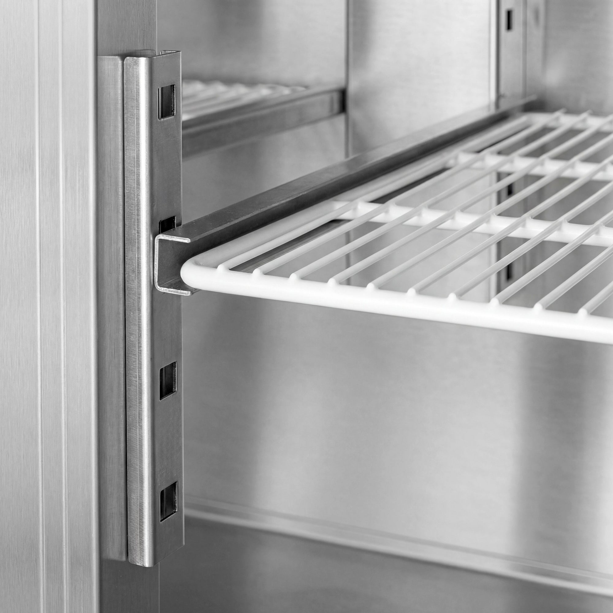 GGM Gastro Chladicí Stůl ECO 2230 mm 700 mm 4 Dveře