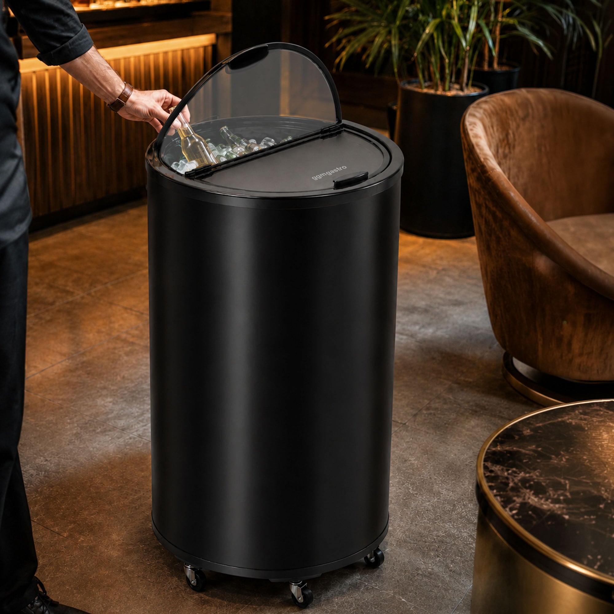GGM Gastro Mobile Partychillbox 58 l Mit Rollen